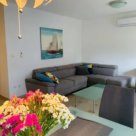 Mentha Apartments Trogir Exterior photo